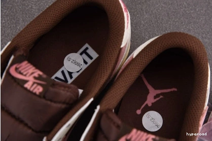 Hyperoad x Travis Scott 1 Low OG Air Jordan 1109